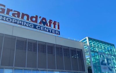 Terrore al Grand’Affi: rapina a mano armata con ostaggi alla gioielleria Valenza