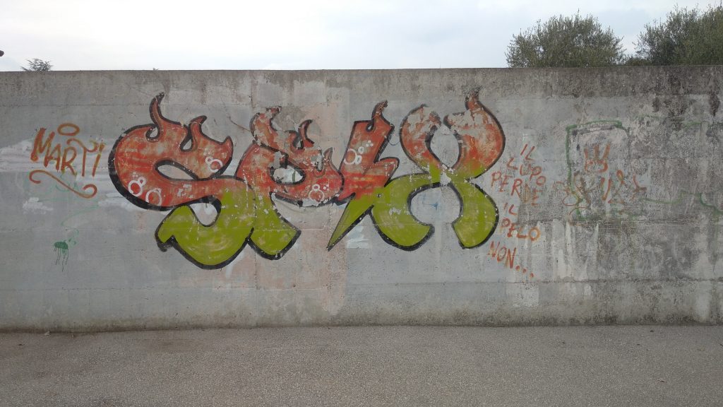 Cimitero ebraico di via Badile. Oltraggiati gli esterni 2 Cimitero ebraico di Verona. 3