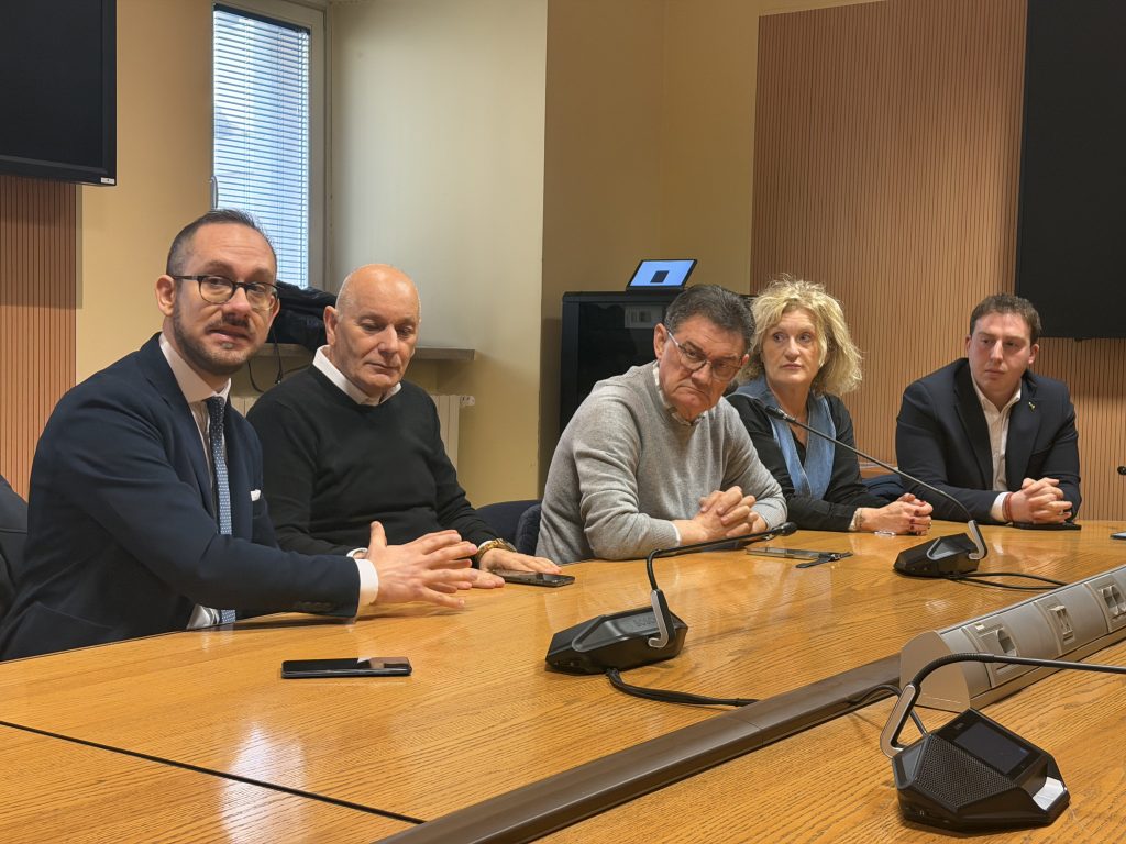 Settima Circoscrizione, scontro dopo le dimissioni di Pozzerle 1 Settima Circoscrizione, scontro dopo le dimissioni di Pozzerle