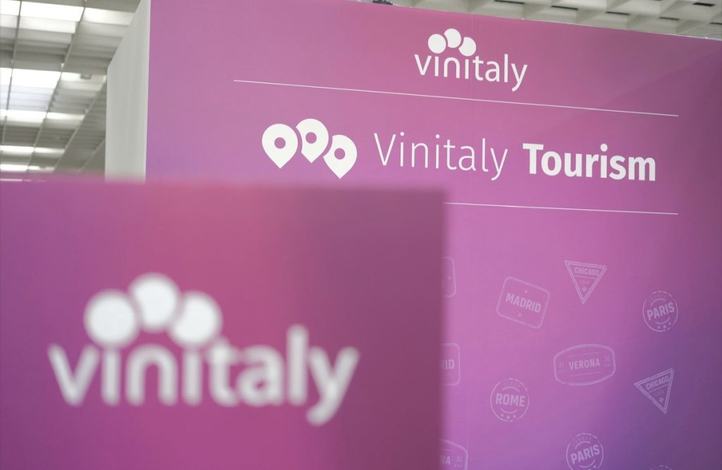 Vinitaly Tourism cresce: l’enoturismo entra nel cuore della fiera. 3 Vinitaly Tourism cresce: l’enoturismo entra nel cuore della fiera.