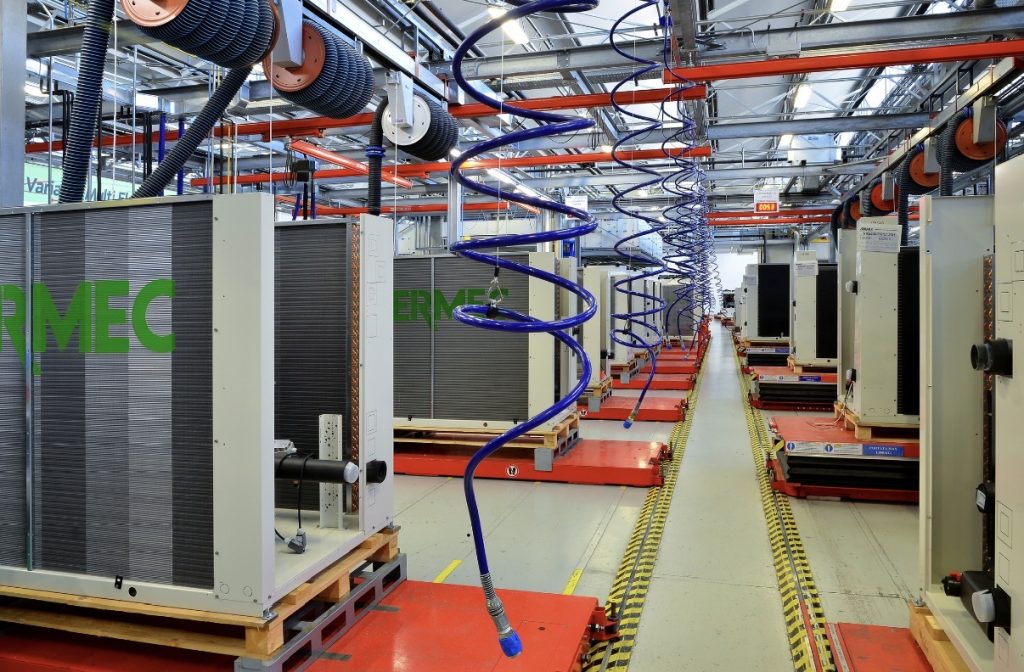 Aermec, il clima si gioca in casa: tecnologia globale, radici veronesi 4 Aermec, il clima si gioca in casa: tecnologia globale, radici veronesi