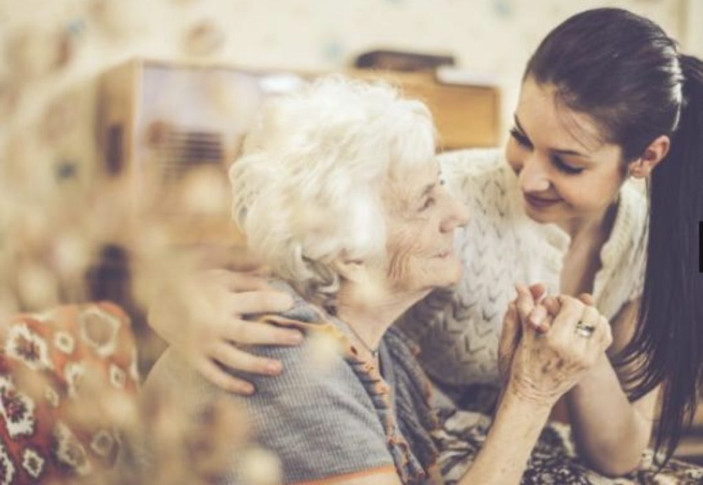 Affido anziani, quando la relazione diventa risposta alla solitudine 1 Affido anziani, quando la relazione diventa risposta alla solitudine