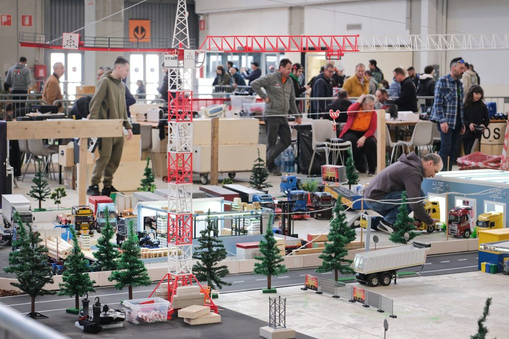 Model Expo Italy torna a Verona: modellismo, gaming e cultura pop in fiera 1 ModelExpoItaly2025 Veronafiere EnneviFoto DSCF4194