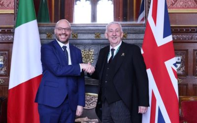 Fontana in visita al Parlamento britannico