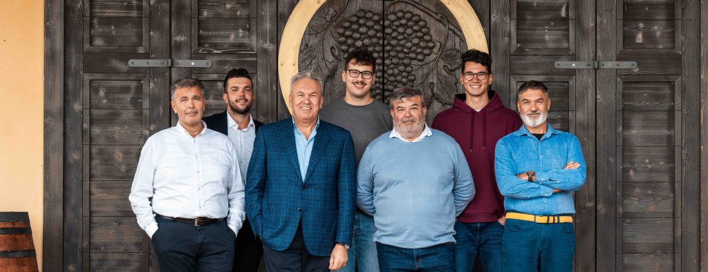 Tenuta Sant’Antonio rinnova la propria identità a Vinitaly tra nuove etichette e progetti enologici 1 TSA famiglia castagnedi 01 1