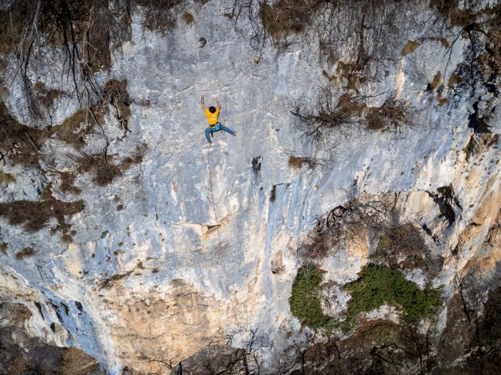 Arrampicata Verona: dietro le falesie c’è un lavoro invisibile 3 Arrampicata Verona: dietro le falesie c’è un lavoro invisibile