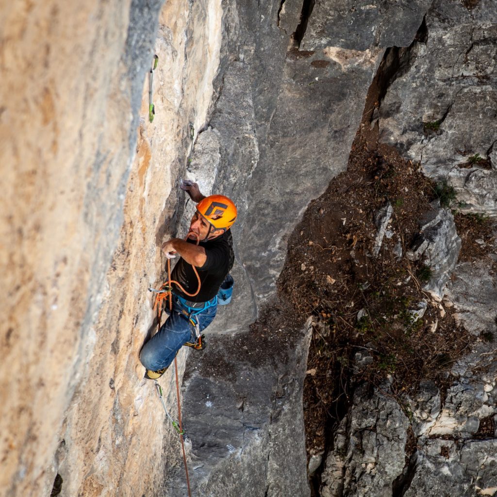 Arrampicata Verona: dietro le falesie c’è un lavoro invisibile 1 4558edda 2eca 4fba b13d d7ec73899903