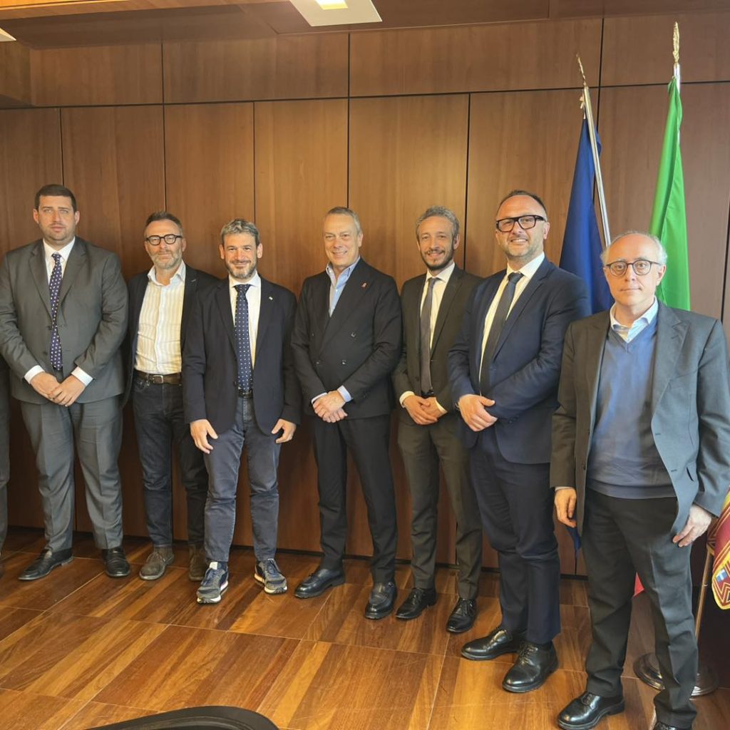 Pasini eletto nuovo Presidente delle Provincie del Veneto 2 671876157 122108625435168922 7670082758874959488 n