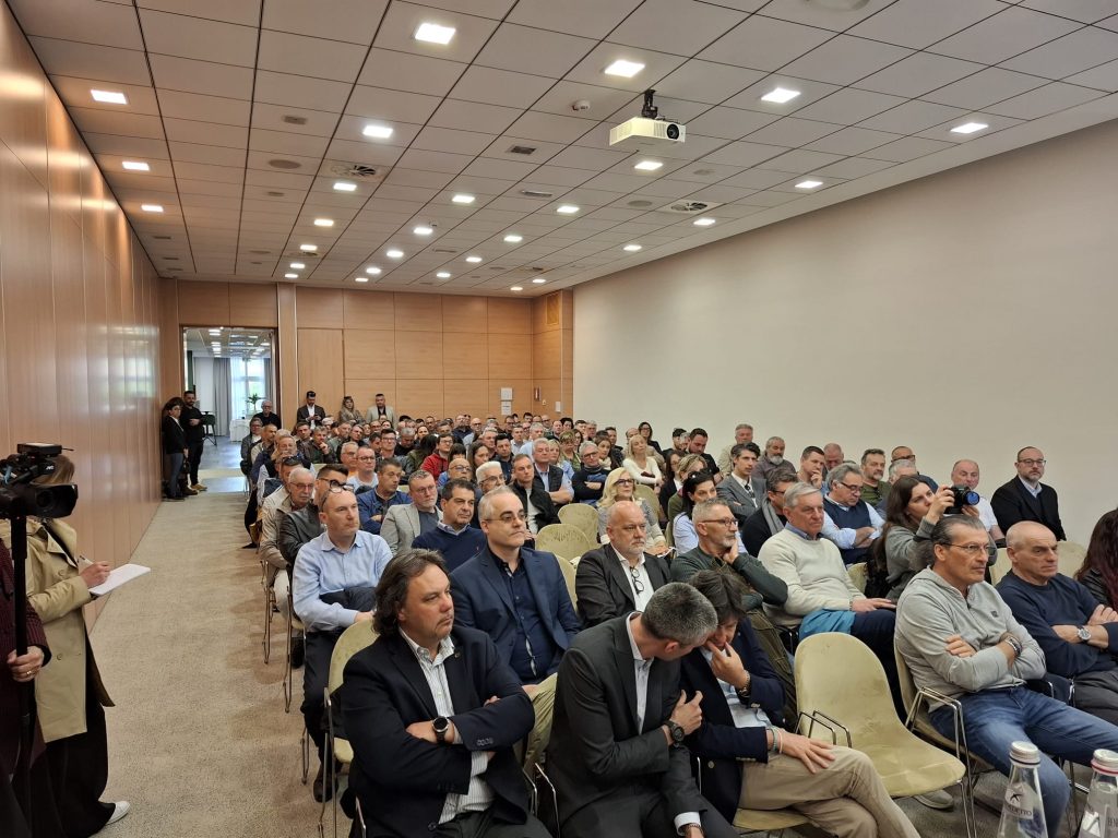 Autotrasporto veneto verso lo stop 1 Ass Autotrasporto Veneto 2