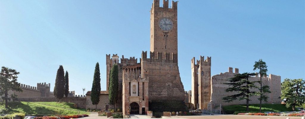 Tricolore e seggi, il via libera 4 Tricolore e seggi, il via libera