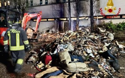 Incendio all’hotel Maxim, notte di emergenza a Verona: 124 evacuati accolti alla Gran Guardia