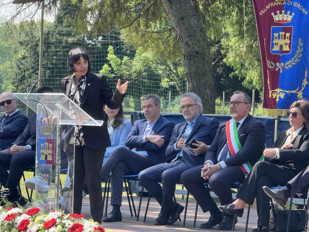 Dossobuono, inaugurato il monumento ad Antonio Montinaro 5 IMG 4451