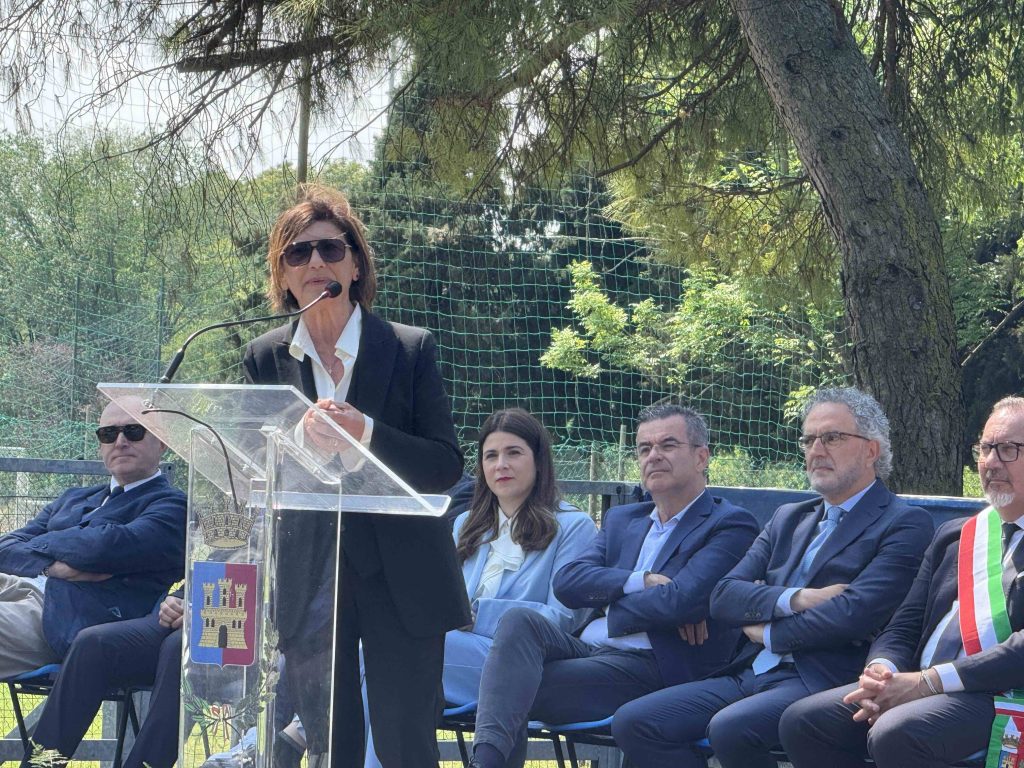 Dossobuono, inaugurato il monumento ad Antonio Montinaro 4 IMG 4452