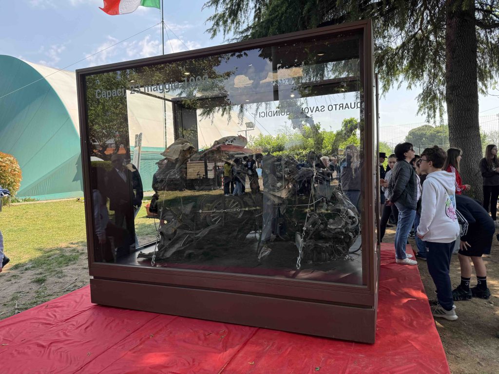 Dossobuono, inaugurato il monumento ad Antonio Montinaro 2 IMG 4463