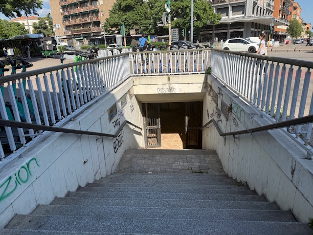 Porta Vescovo. Sottopasso chiuso di notte dal 4 maggio 1 IMG 8116