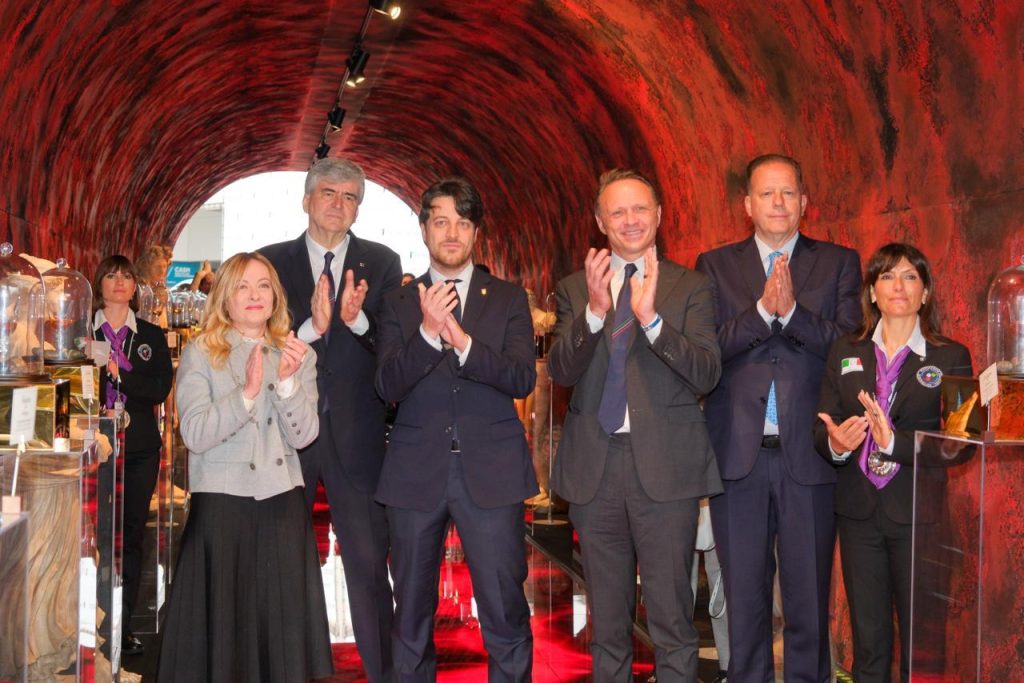 Meloni. Il vino italiano è strategico per il Made in Italy 2 Meloni Mazzi Stefani Lollobrigida