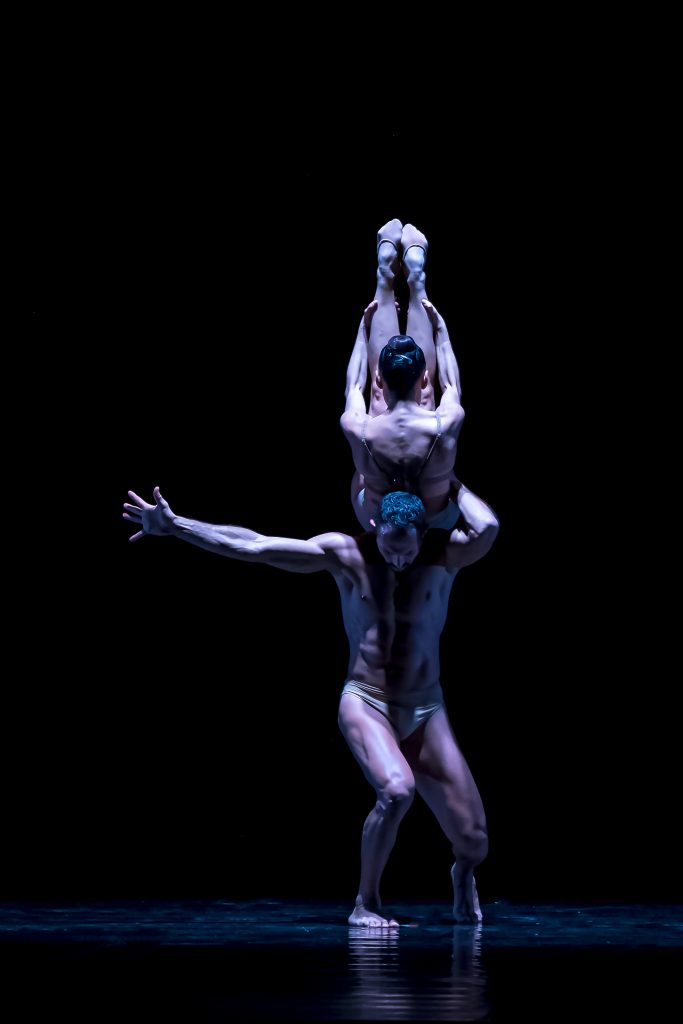 I Virtuosi Italiani al Ristori: ‘Le altre stagioni’ 1 Mvula Sungani Physical Dance Emanuela Bianchini Etoile Teatro Ristori