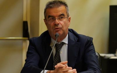 Tigli di via Preare. Padovani: prima Benini si legava agli alberi