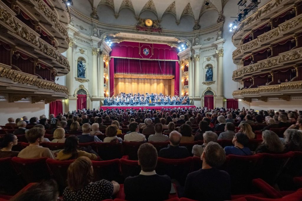 Lu Ja ricrea la Nona Sinfonia di Mahler 1 PHOTO 2026 04 25 20 09 23