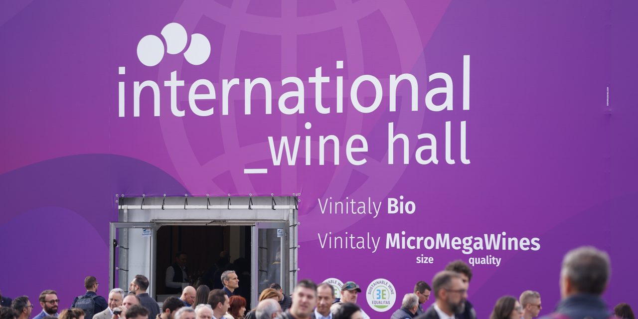 “Qavum” premiato al Vinitaly Design Award 2026