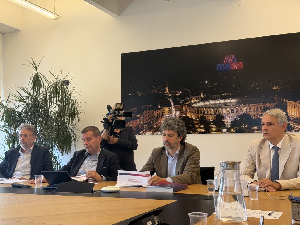 Magis cresce, ai Comuni oltre 31 milioni di dividendi 2 Magis cresce, ai Comuni oltre 31 milioni di dividendi