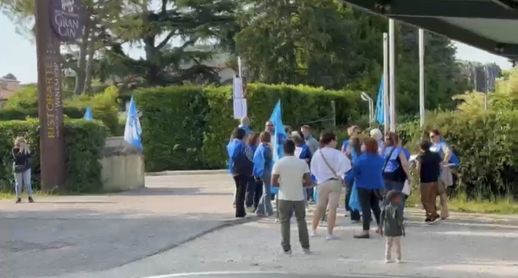 Azalea, un milione pagato dai soci 3 Azalea, un milione pagato dai soci