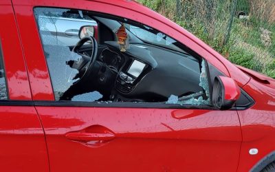 Danneggiamenti alle auto parcheggiate a Porta Vescovo
