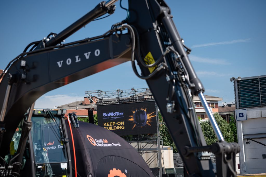 SaMoTer: Macchine per costruzioni, un settore da 4 miliardi di euro 3 VolvoSaMoTer 2026 Veronafiere EnneviFoto 7367