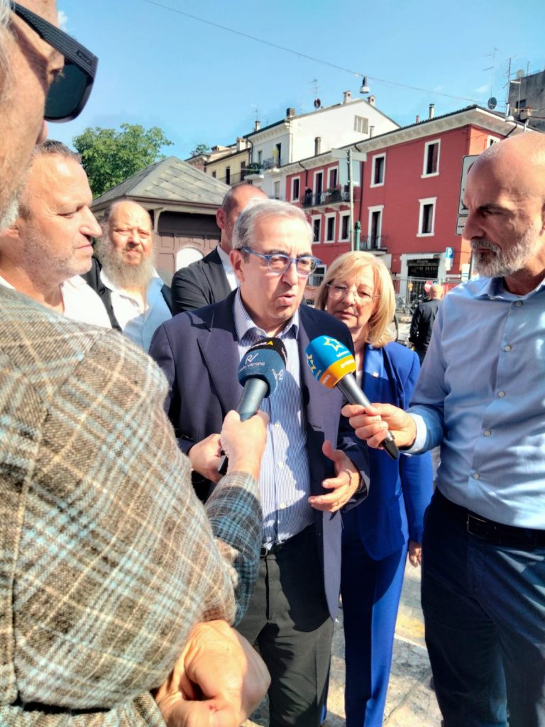 Gasparri e Tosi a Veronetta fanno il punto sulla sicurezza 1 WhatsApp Image 2026 05 21 at 20.29.14