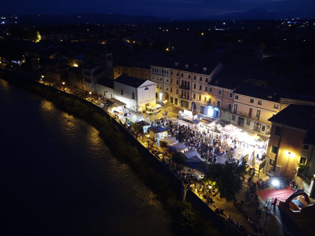 Illuminazione, Pescantina guarda avanti 1 Illuminazione, Pescantina guarda avanti