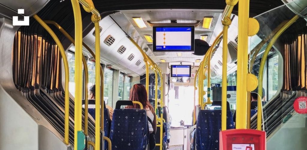 Controlli sui bus, 132 viaggiatori senza biglietto 2 Controlli sui bus, 132 viaggiatori senza biglietto