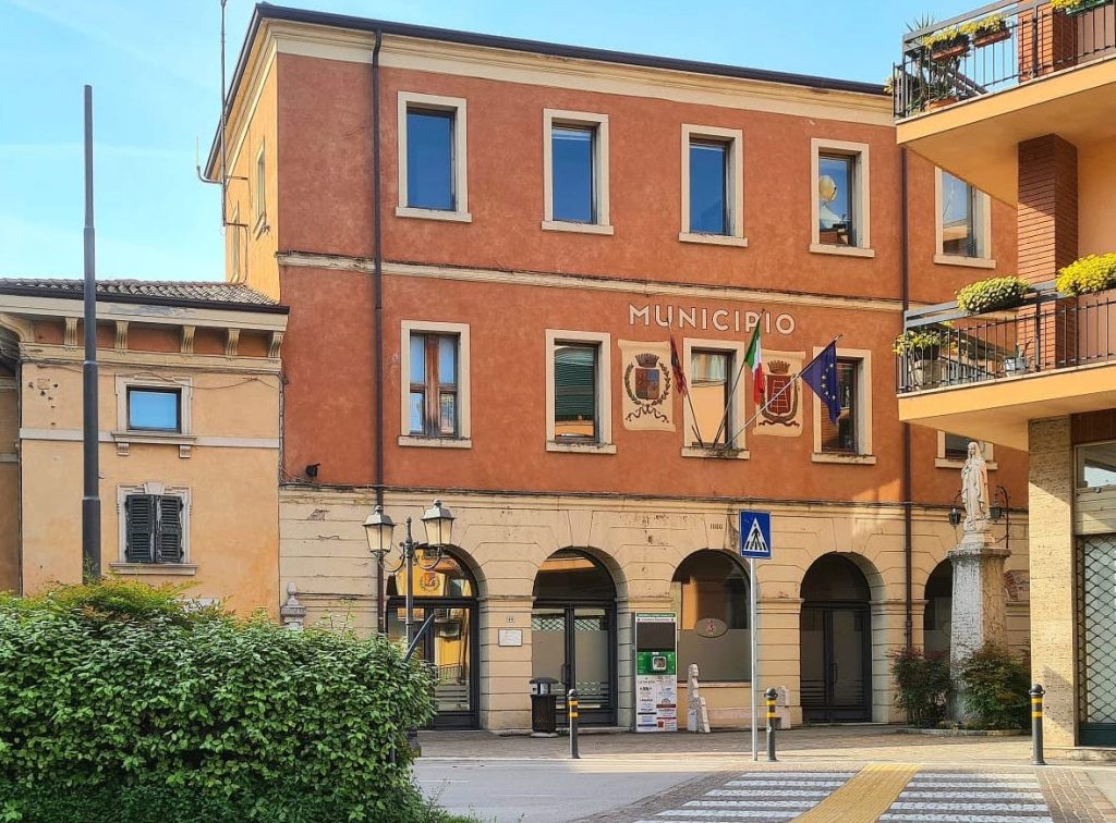 Trasporto gratis al mercato per anziani e non solo 1 PESCANTINA .COMUNEjpeg 1