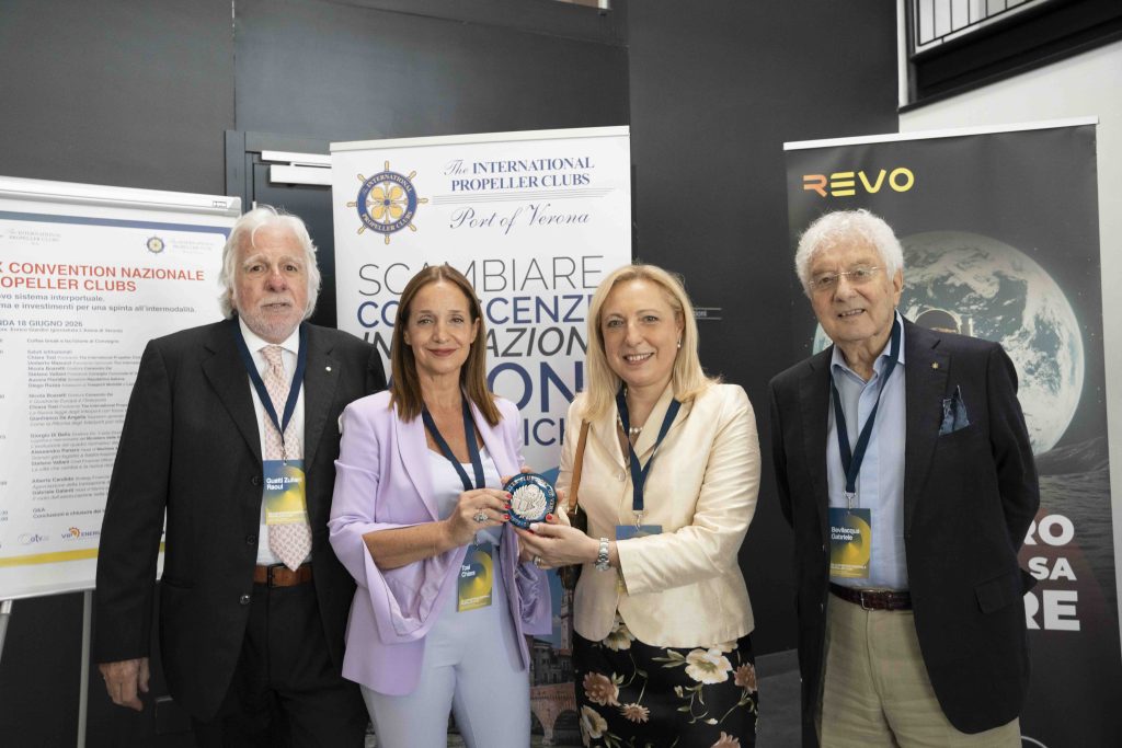 Interporti: il futuro passa da Verona. Il punto sulla nuova riforma al Quadrante Europa 1 XIX Convention Nazionale Propeller Clubs1 copia