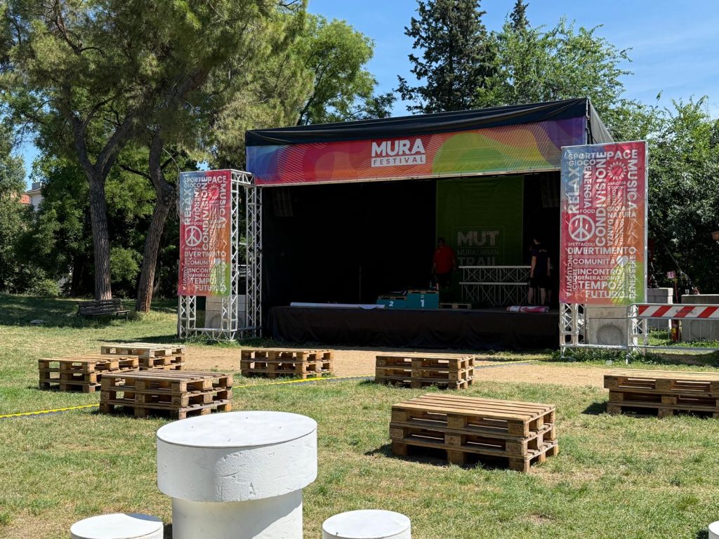 Il Mura Festival divide il quartiere 1 Il Mura Festival divide il quartiere