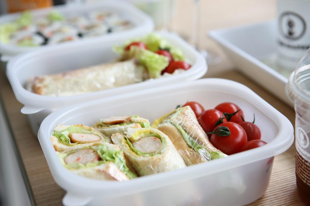 Mangiare all'aperto. Le regole per il cibo sicuro 2 lunch box 200762 1280