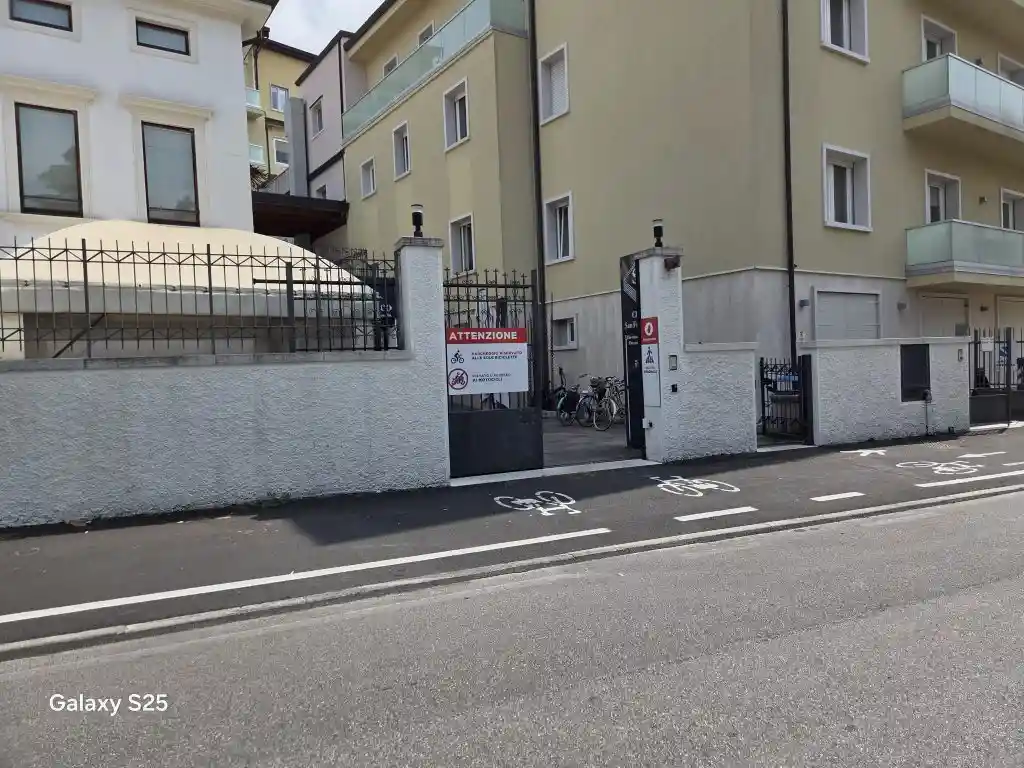 La peggior ciclabile di tutta Verona? 1 20260723 1144561