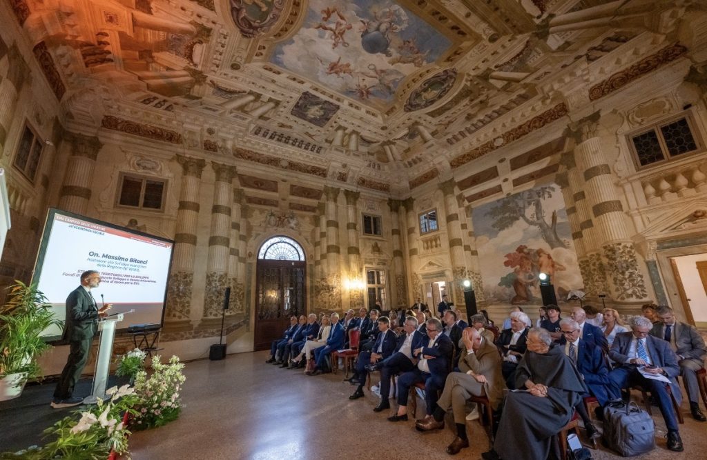 Le Bcc venete crescono e rafforzano il legame con il territorio 2 Le Bcc venete crescono e rafforzano il legame con il territorio