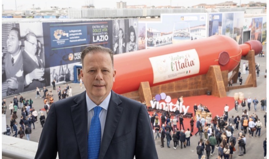 Vinitaly punta sugli Stati Uniti 2 Buyer, degustazioni e turismo del vino