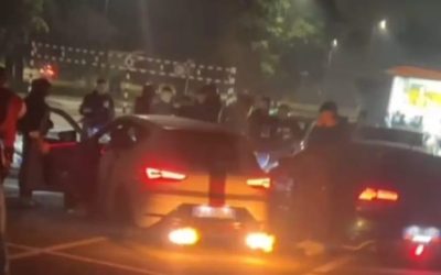 Auto contro Carabinieri durante un raduno di vetture elaborate