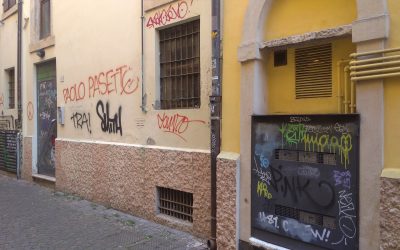 L’agonia di vicolo Miracoli alla mercé dei nuovi barbari