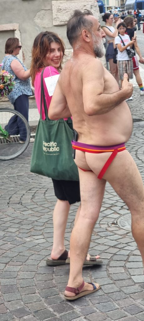 Il 'Pride' non è un palcoscenico per il proprio esibizionismo 1 WhatsApp Image 2026 07 01 at 14.41.21