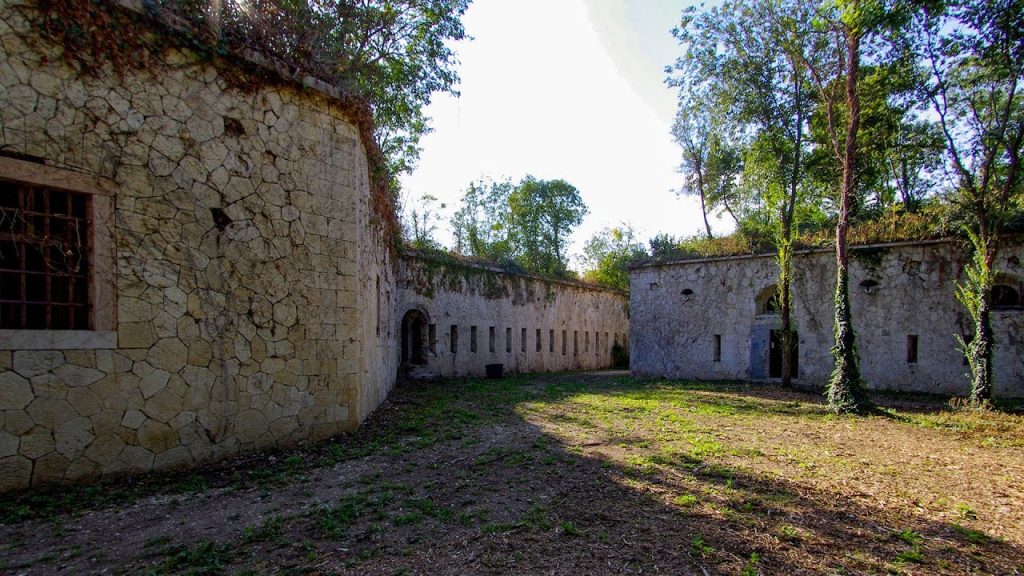 E se Matteo Renzi fosse la reincarnazione di Gian Galeazzo Ciano? 6 maxresdefault