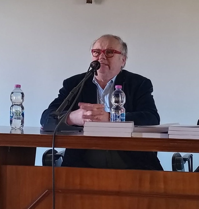 Dal debito pubblico a Ceuta: sostituzione etnica per l’Europa? 1 il prof. Marco Della Luna