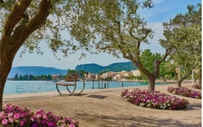 Bardolino, trovato morto sul lungolago. Indagini in corso