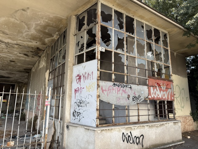 Ex Centrale del Latte. I vincoli del Comune impediscono di ristrutturarla 4 centrle latte 3