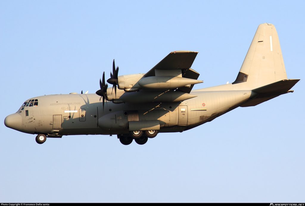 Militari italiani schierati in Arabia Saudita. Lo sapevate? 5 mm62183 aeronautica militare italian air force lockheed c 130j hercules PlanespottersNet 693637 5529fbb5b8 o 3195535800