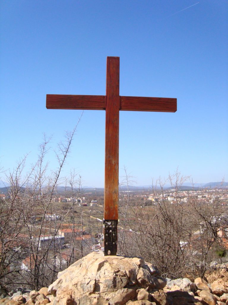Medjugorje giudicata diabolica da 6 membri di una commissione vaticana del 2016 1 toth cross 94366
