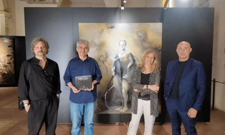 Oltre 10mila visitatori per «Croci incomplete»: Soave chiude la mostra di Sergio Padovani e guarda già al 2027