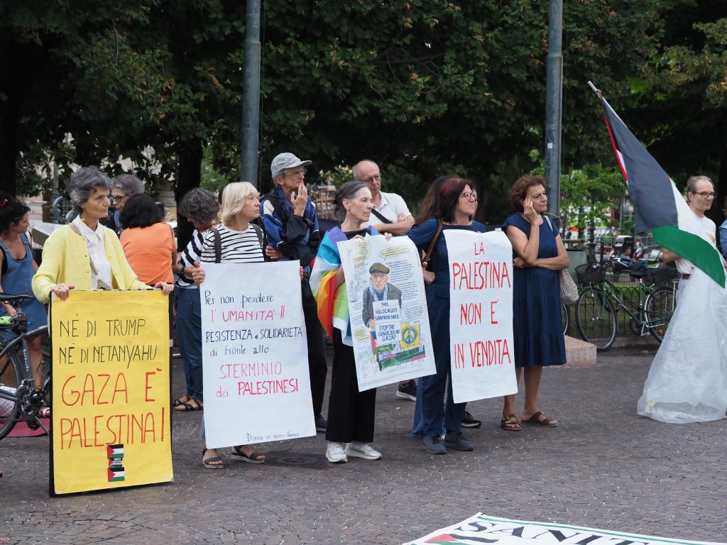 Anche a Verona in piazza contro il ddl antisemitismo 1 P9090010