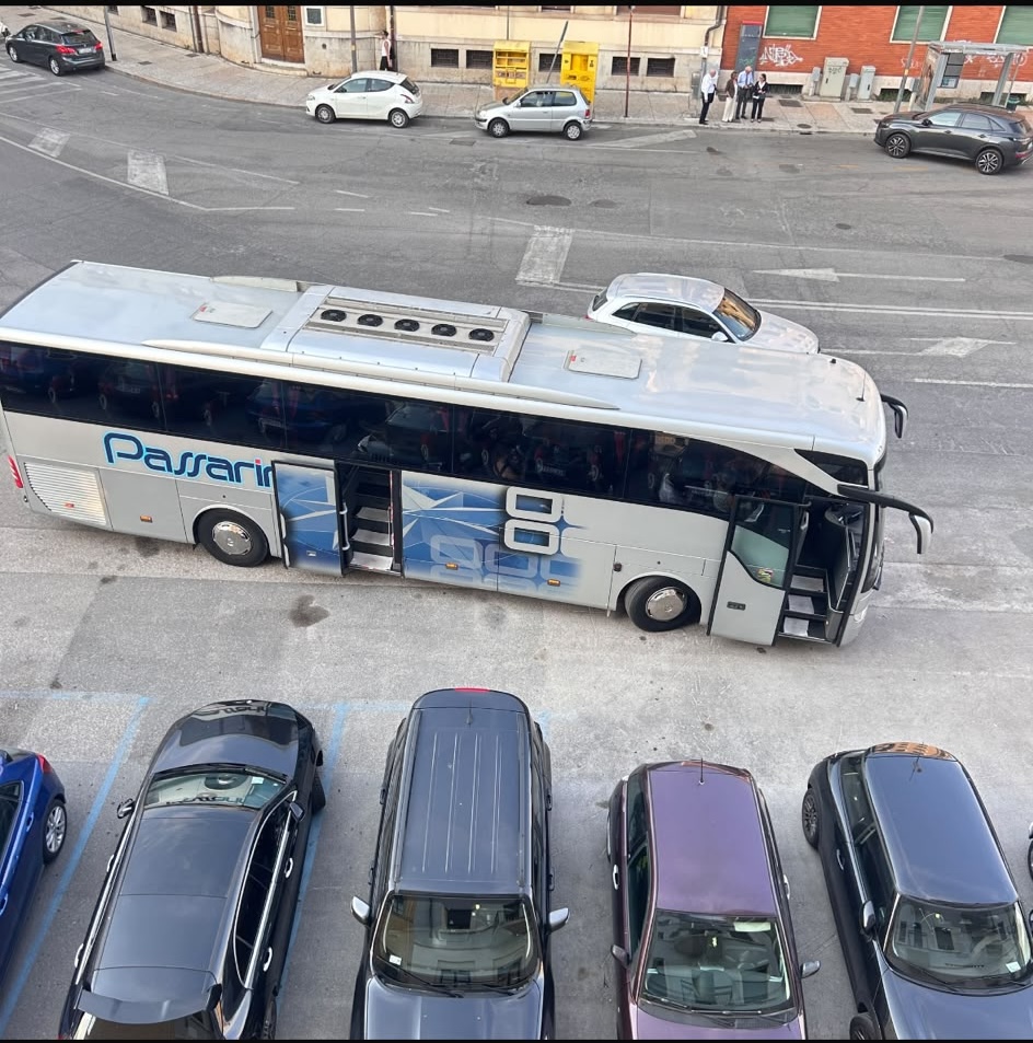 Estate d'inferno in piazzale Cadorna tra bus turistici, smog e silenzi della municipale 3 WhatsApp Image 2026 09 26 at 08.34.33